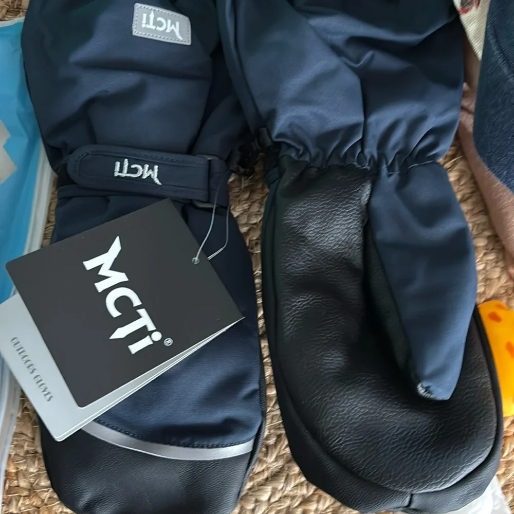 MCTI‎ Teen Navy Ski Snow Winter Mittens Gloves size S Unisex